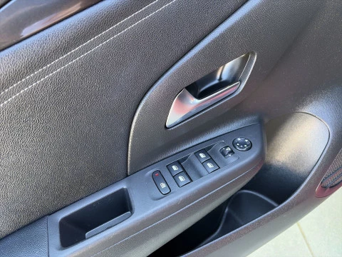 Opel Corsa 1.2 Turbo XHL Elegance 74 kW (100 CV)