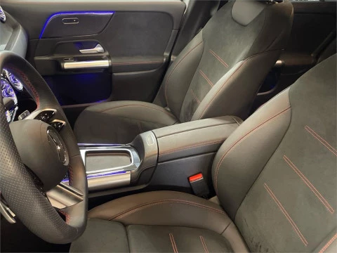 Mercedes-Benz GLA 200 D