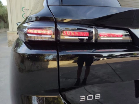 Peugeot 308 SW Active Pack BlueHDi 130 S&S EAT8