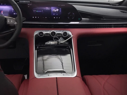 Omoda 9 OMODA PHEV PREMIUM