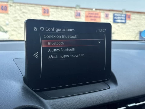 Mazda 2 1.5 e-SKYACTIV G Center-Line 66 kW (90 CV)