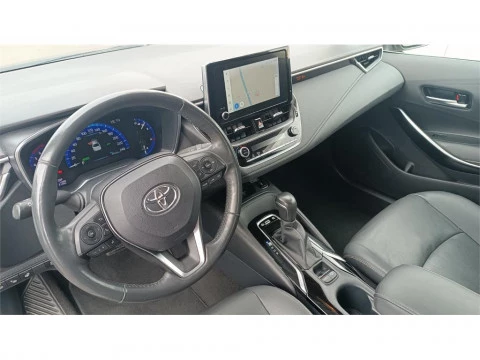 Toyota Corolla Sedán 125H Advance