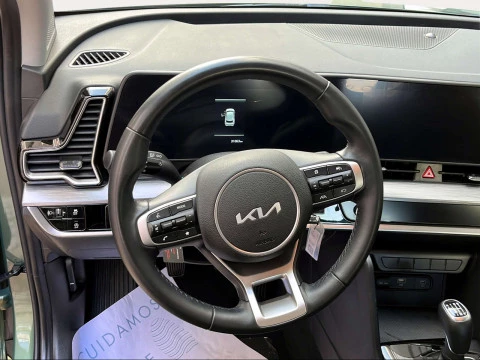 Kia Sportage 1.6 T-GDi MHEV 118kW (160CV) Drive 17