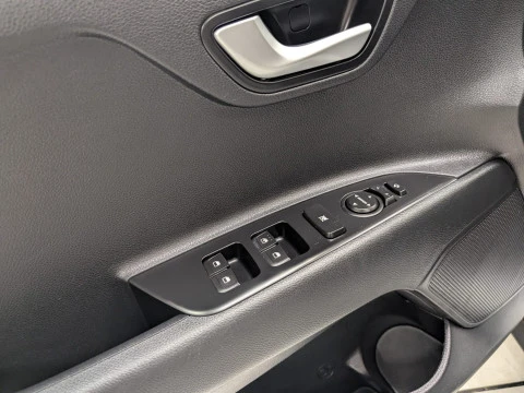 Kia Stonic 1.0 T-GDi MHEV Drive DCT 88 kW (120 CV)