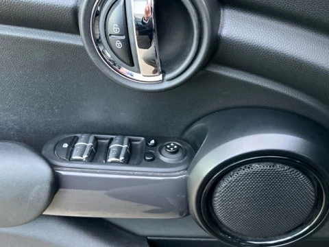 MINI Cabrio Cooper 100 kW (136 CV)