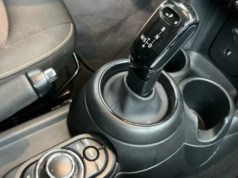 MINI Cabrio Cooper 100 kW (136 CV)