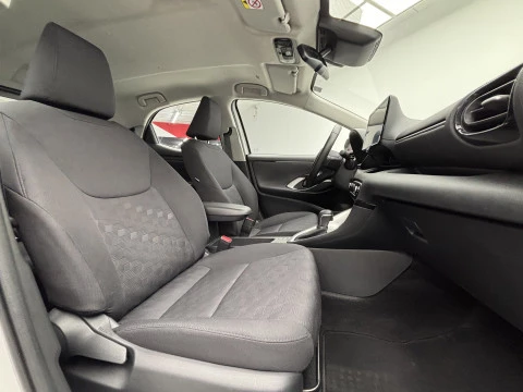 Toyota Yaris 1.5 120H Active Plus