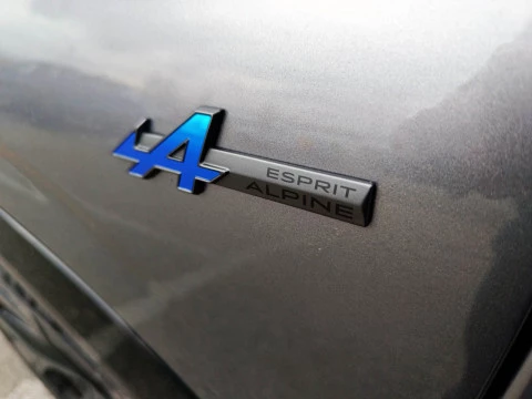 Renault Austral 1.2 E-TECH HíBRIDO TECHNO ESPRIT ALPINE 146KW 5P