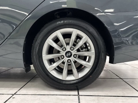 Hyundai i40 1.6 GDi Klass 99 kW (135 CV)