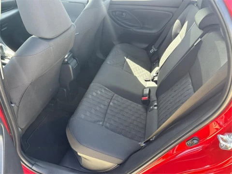 Toyota Yaris ACTIVE PLUS