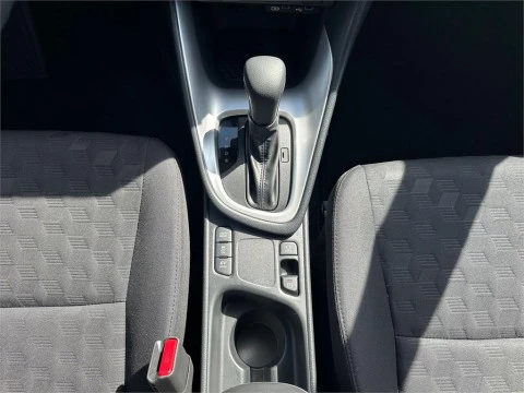 Toyota Yaris ACTIVE PLUS