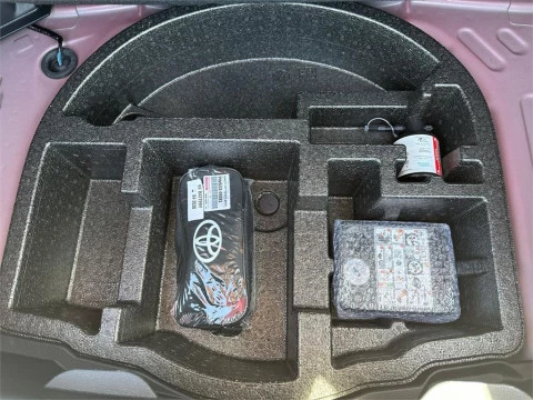 Toyota Yaris ACTIVE PLUS