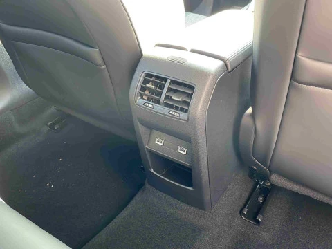 Peugeot 408 408 Allure HYBRID 136 eDCS6