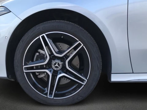 Mercedes-Benz Clase A  250 e Compacto