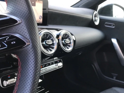 Mercedes-Benz Clase A  250 e Compacto