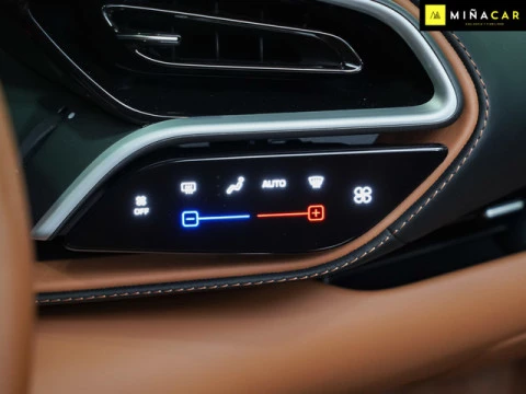 Ferrari 296 3.0 V6 GTS 610 kW (830 CV)