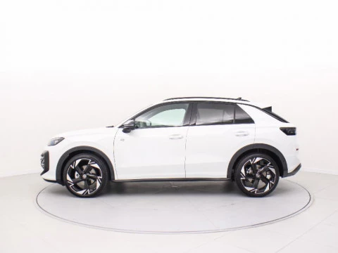 Volkswagen T-Roc 1.5 ETSI MHEV DSG R-LINE 1ST EDITION 150 5P