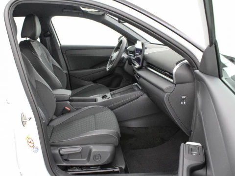 Volkswagen T-Roc 1.5 ETSI MHEV DSG R-LINE 1ST EDITION 150 5P