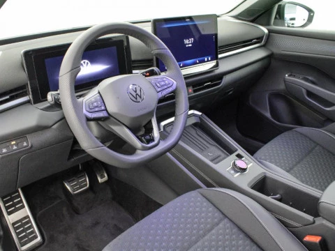 Volkswagen T-Roc 1.5 ETSI MHEV DSG R-LINE 1ST EDITION 150 5P