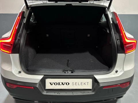 Volvo XC40 2.0 B3 PLUS DARK CON P.DRIVER 163 5P