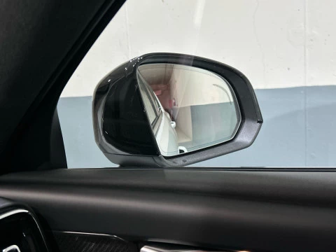 Volvo XC40 2.0 B3 PLUS DARK CON P.DRIVER 163 5P