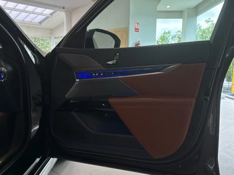 BMW Serie 7 740d xDrive 220 kW (299 CV)