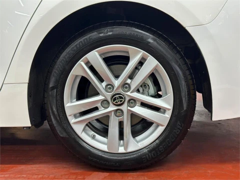 Toyota Corolla 1.8 125H ACTIVE TECH E-CVT TOU SPORT
