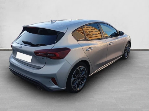 Ford Focus 1.0 Ecoboost MHEV 92kW ST-Line X