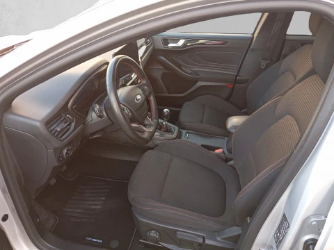 Ford Focus 1.0 Ecoboost MHEV 92kW ST-Line X