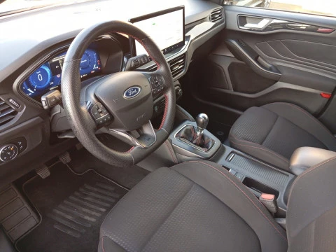 Ford Focus 1.0 Ecoboost MHEV 92kW ST-Line X