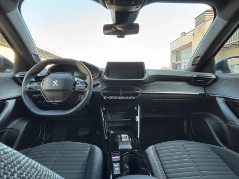 Peugeot 2008 E2008 ACTIVE PACK 100KW 5P
