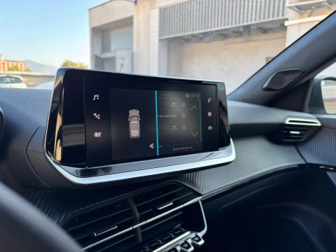 Peugeot 2008 E2008 ACTIVE PACK 100KW 5P