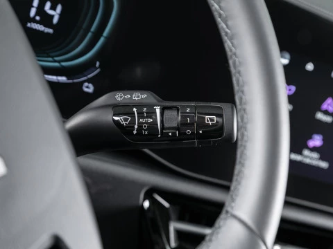 Kia Niro 1.6 GDi HEV 95kW (129CV) Drive Kia Niro 1.6 GDi HEV 95kW (129CV) Drive