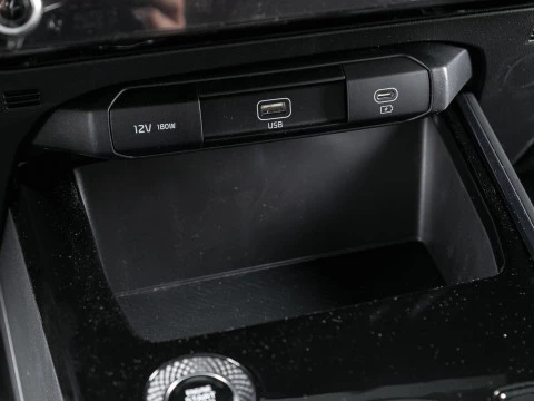 Kia Niro 1.6 GDi HEV 95kW (129CV) Drive Kia Niro 1.6 GDi HEV 95kW (129CV) Drive