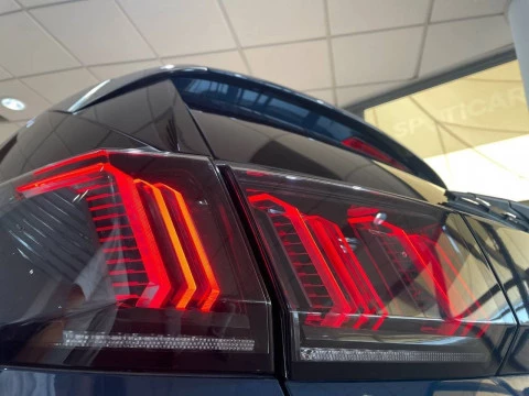 Peugeot 3008 1.5 BlueHDi 96kW (130CV) S&S Allure