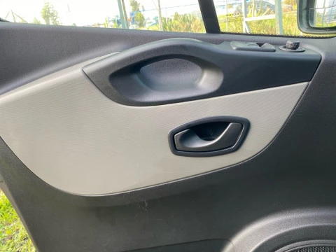 Renault Trafic Combi 9 Energy dCi 88 kW (120 CV) - SS