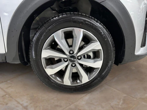 Kia Stonic 1.0 T-GDi 74kW (100CV) MHEV MT Concept