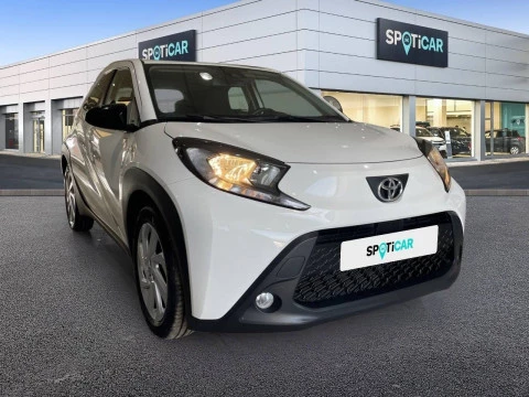Toyota Aygo X Cross 1.0 VVT-I 72CV Play