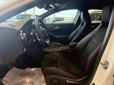 Mercedes-Benz GLA 2.2 GLA 200 D DCT 5P