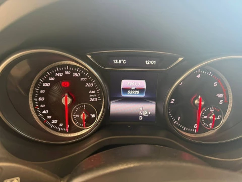 Mercedes-Benz GLA 2.2 GLA 200 D DCT 5P
