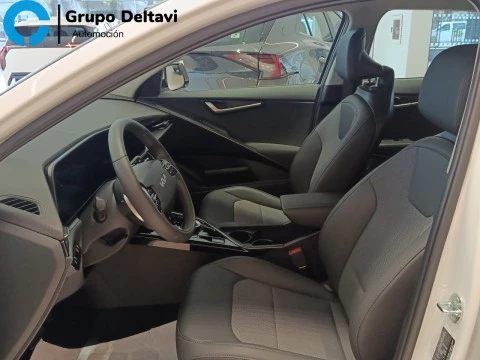 Kia Niro 1.6 GDi HEV 95kW (129CV) Drive