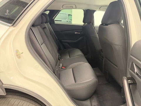 Mazda CX-30 e-SKYACTIV G AT Homura