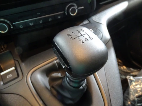 Peugeot e-Rifter e-Rifter GT Standard 100kW