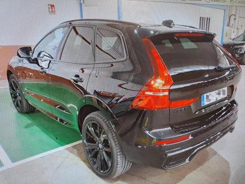 Volvo XC60 2.0 T6 RECHARGE ULTRA BLACK ED AUTO 4WD 350 5P