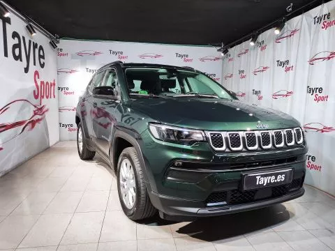 Jeep Compass 1.4 Mair 103kW Longitude 4x2 Jeep Compass 1.4 Mair 103kW Longitude 4x2