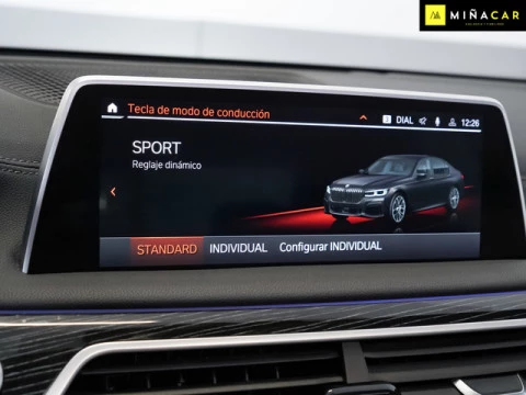 BMW Serie 7 730d xDrive 210 kW (286 CV)