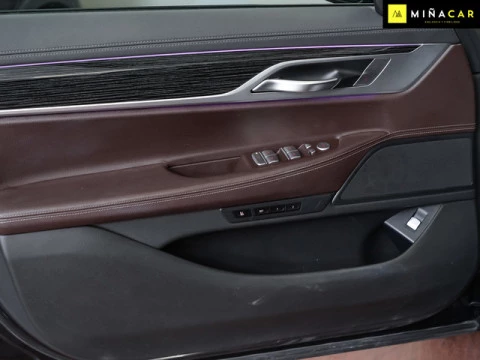 BMW Serie 7 730d xDrive 210 kW (286 CV)