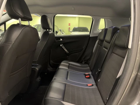 Peugeot 2008 PureTech 130 SANDS Allure 96 kW (130 CV)