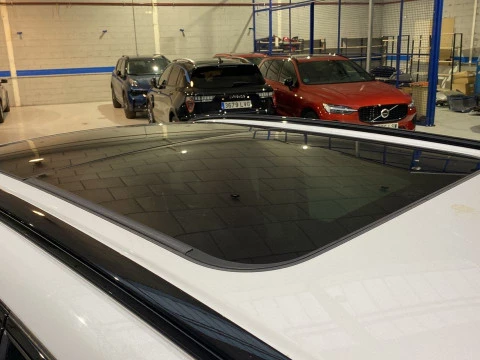 Volvo XC60 2.0 T6 RECHARGE R-DESIGN EXP AUTO 4WD 5P