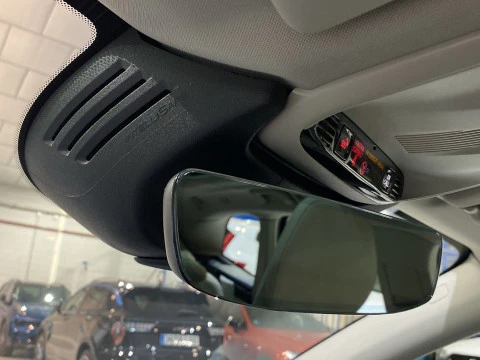 Volvo XC60 2.0 T6 RECHARGE R-DESIGN EXP AUTO 4WD 5P